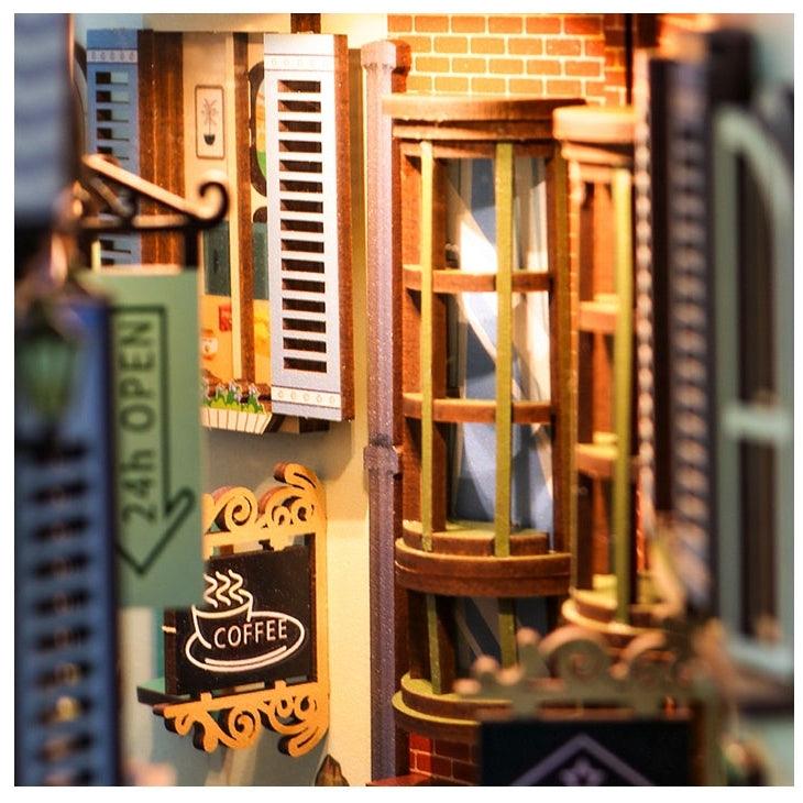 Travels in Venice - 3D Wooden DIY Book Nook