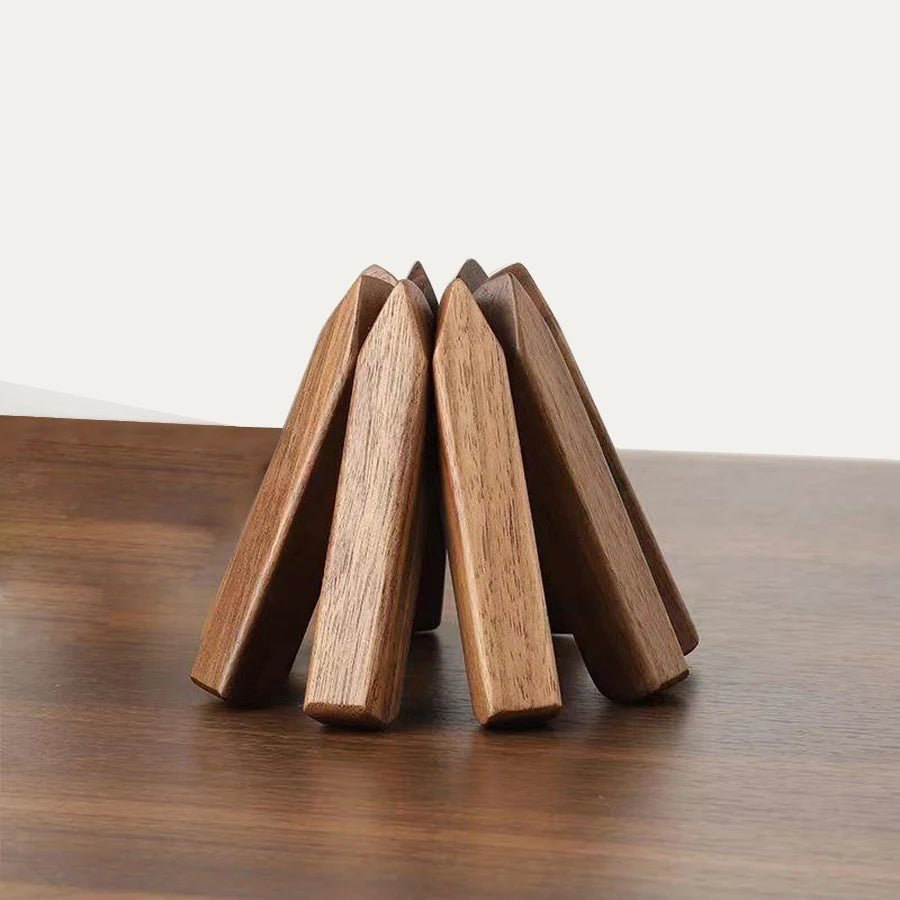 Black Walnut Foldable Christmas Tree Wooden Coasters – Creative Heat-Resistant Pot Mats & Kitchen Décor Accessories
