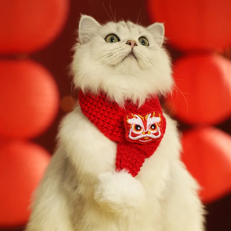 Christmas Pet Scarf & Hat – Adorable Red Scarf for Kittens & Puppies, Perfect Holiday Gift & Festive Accessory