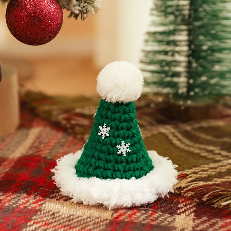 Christmas Pet Scarf & Hat – Adorable Red Scarf for Kittens & Puppies, Perfect Holiday Gift & Festive Accessory