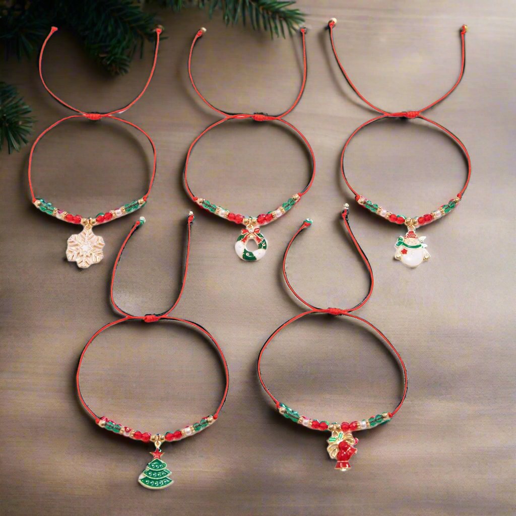 Enchanting Christmas Crystal Bracelet – Adjustable Snowflake & Tree Pendant with Sparkling CCB Beads for Festive Elegance
