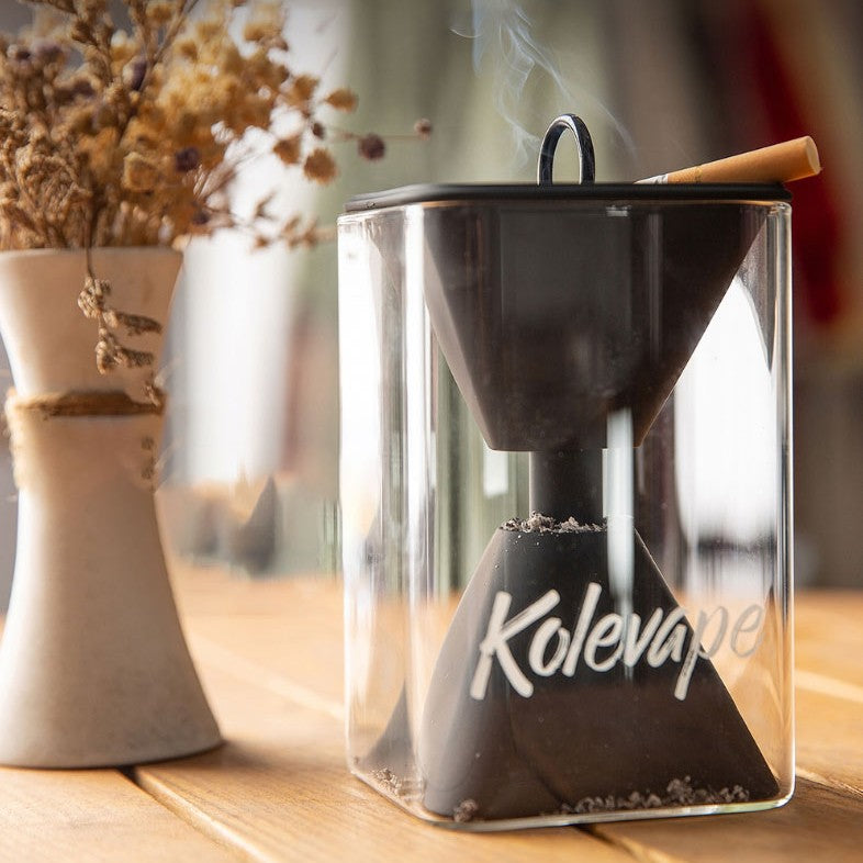 2-in-1 Funnel-shaped Ashtray, with Large Capacity, Detachable & Durable Design, for Home, Office & Car