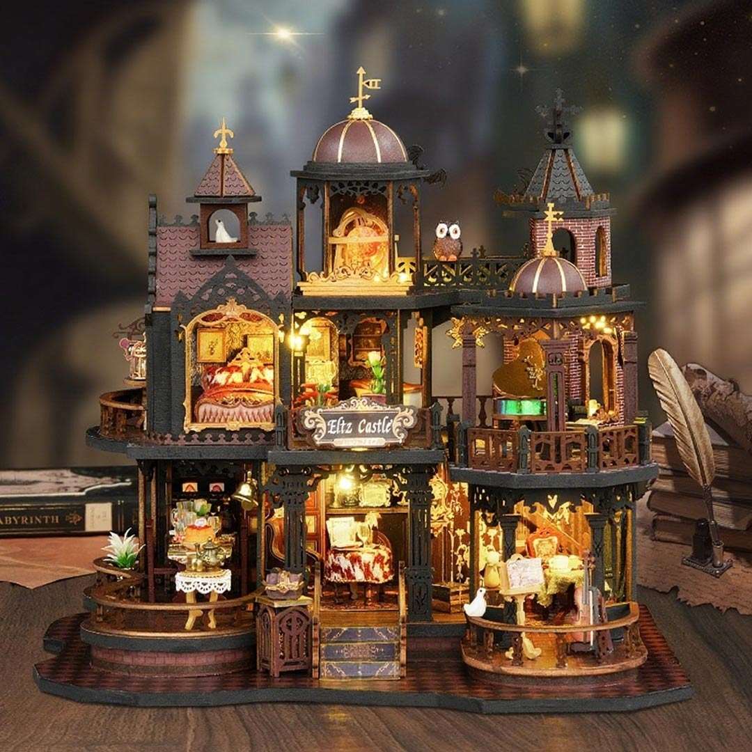 Edinburgh Castle DIY Miniature House Kit