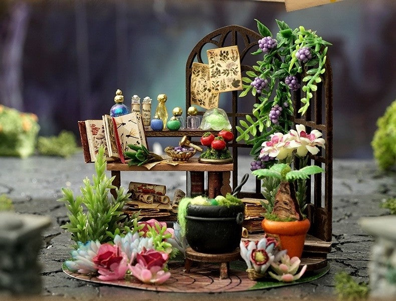 Magic Garden DIY Miniature House Kit