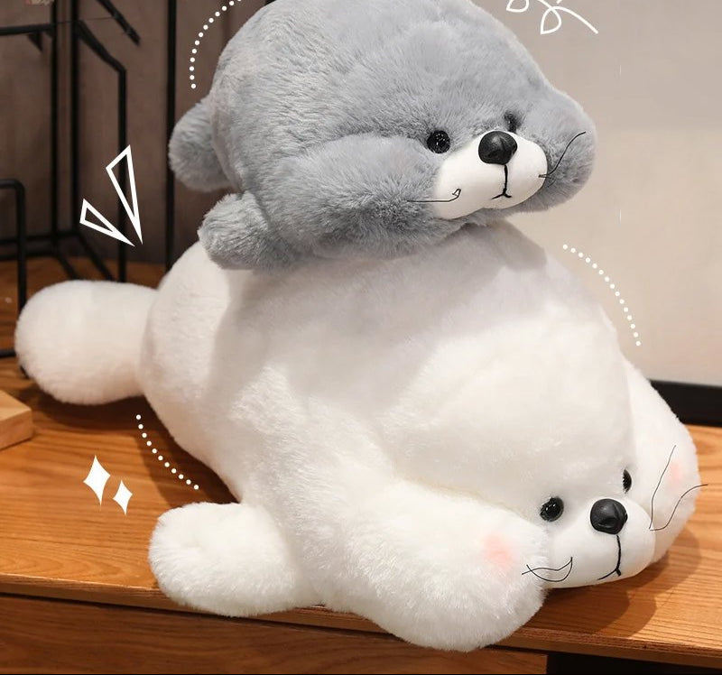 Chubby Cheeks White Grey Seal