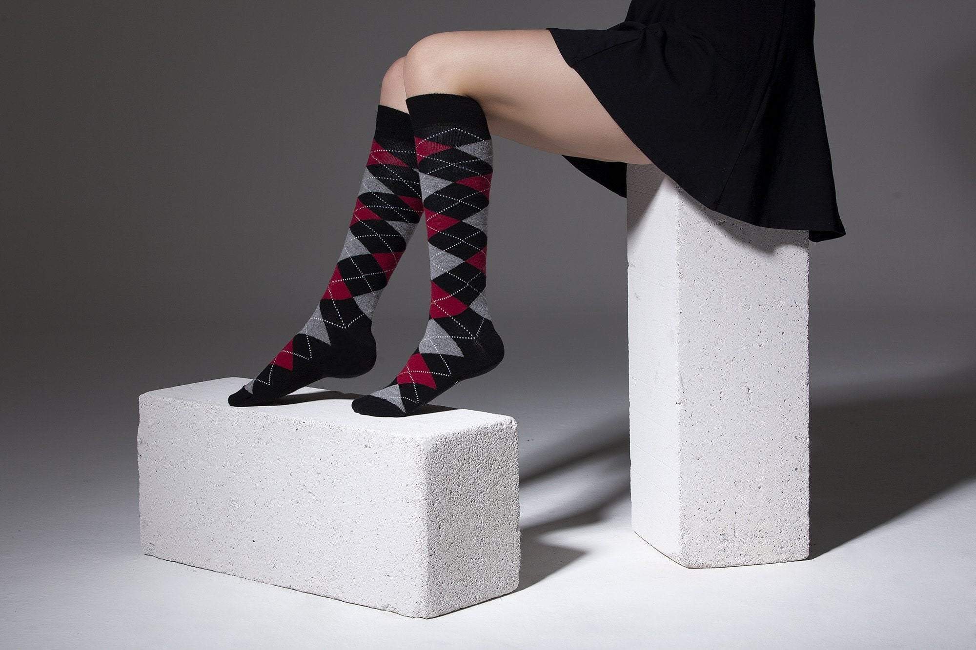 Womens 5-Pair Cool Argyle Design Knee High Socks - 6017