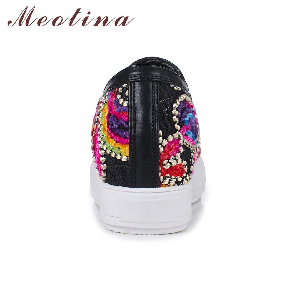Women Shoes Casual Flats Shoes Embroidered Slip On Female Comfortable Shoes