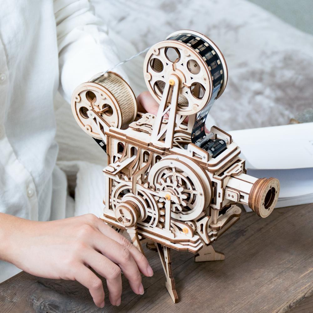Vintage Diy 3D Hand Crank Film Projector  Toy Gift for Children Adult