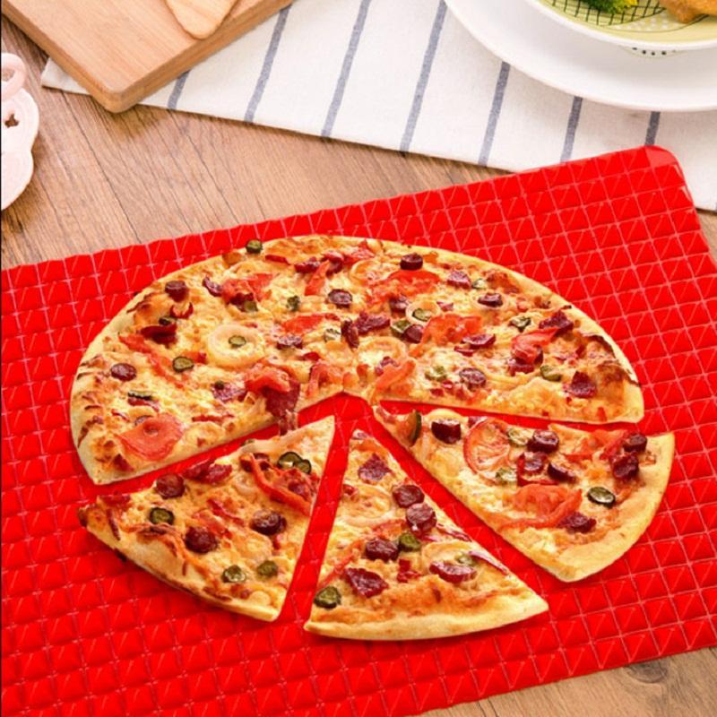 'Pyramid Crisper' Silicone Oven Mat